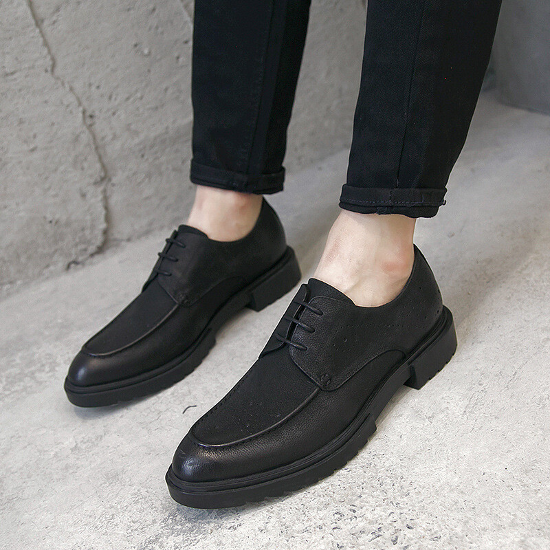 復(fù)古風(fēng)尚，步履從容 C2潮朝秋季新款布洛克雕花男鞋的英倫魅力